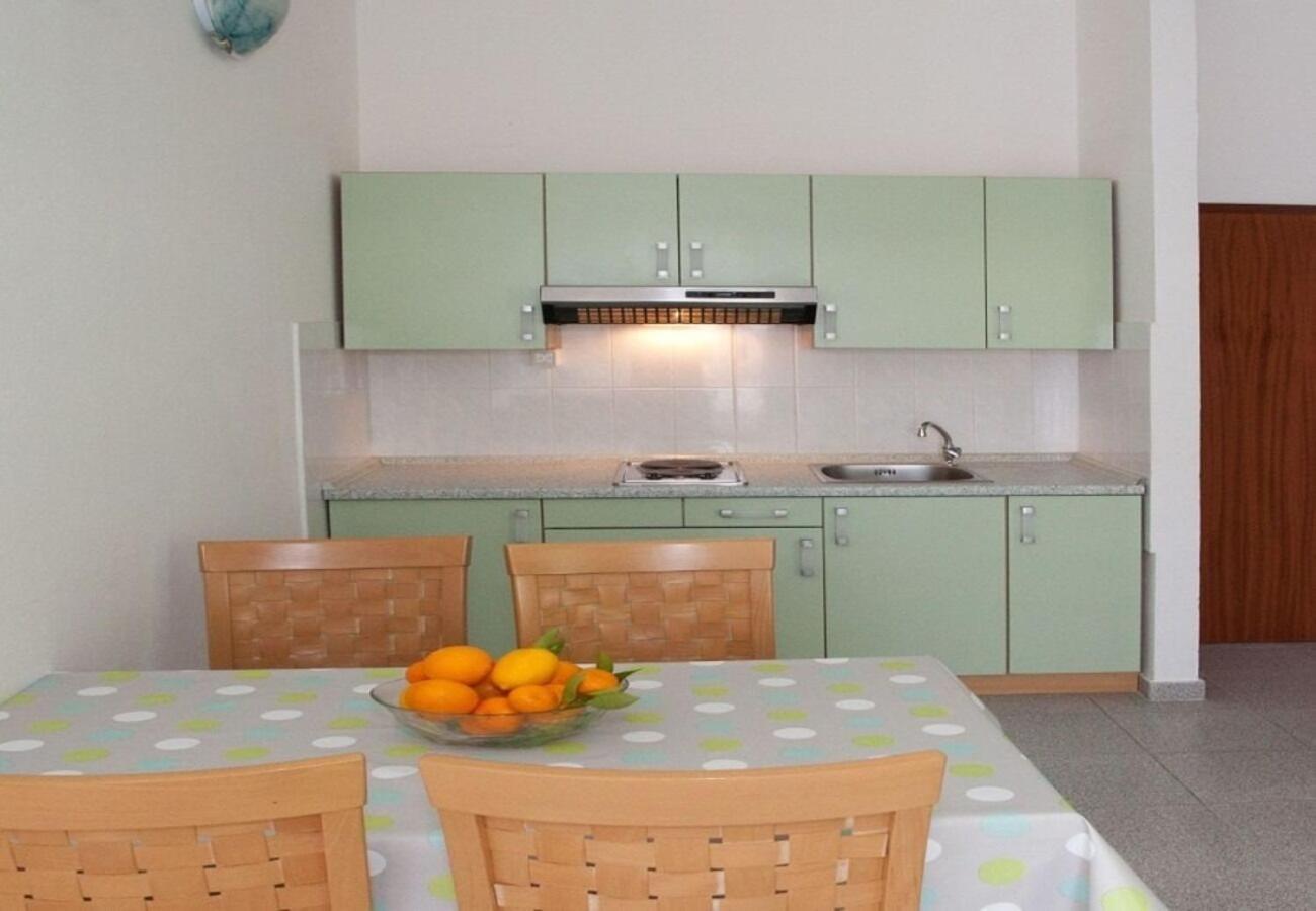 Apartments Filip Trogir Buitenkant foto
