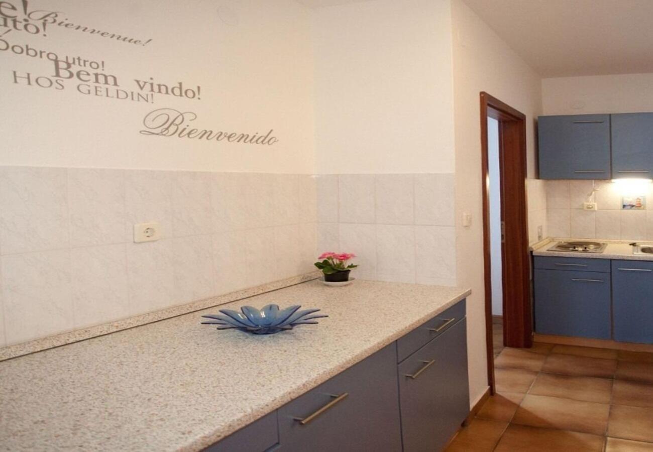Apartments Filip Trogir Buitenkant foto
