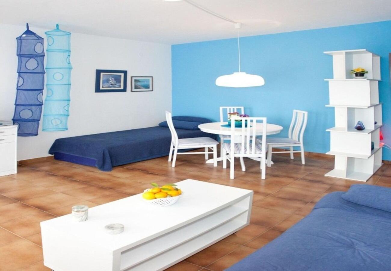 Apartments Filip Trogir Buitenkant foto
