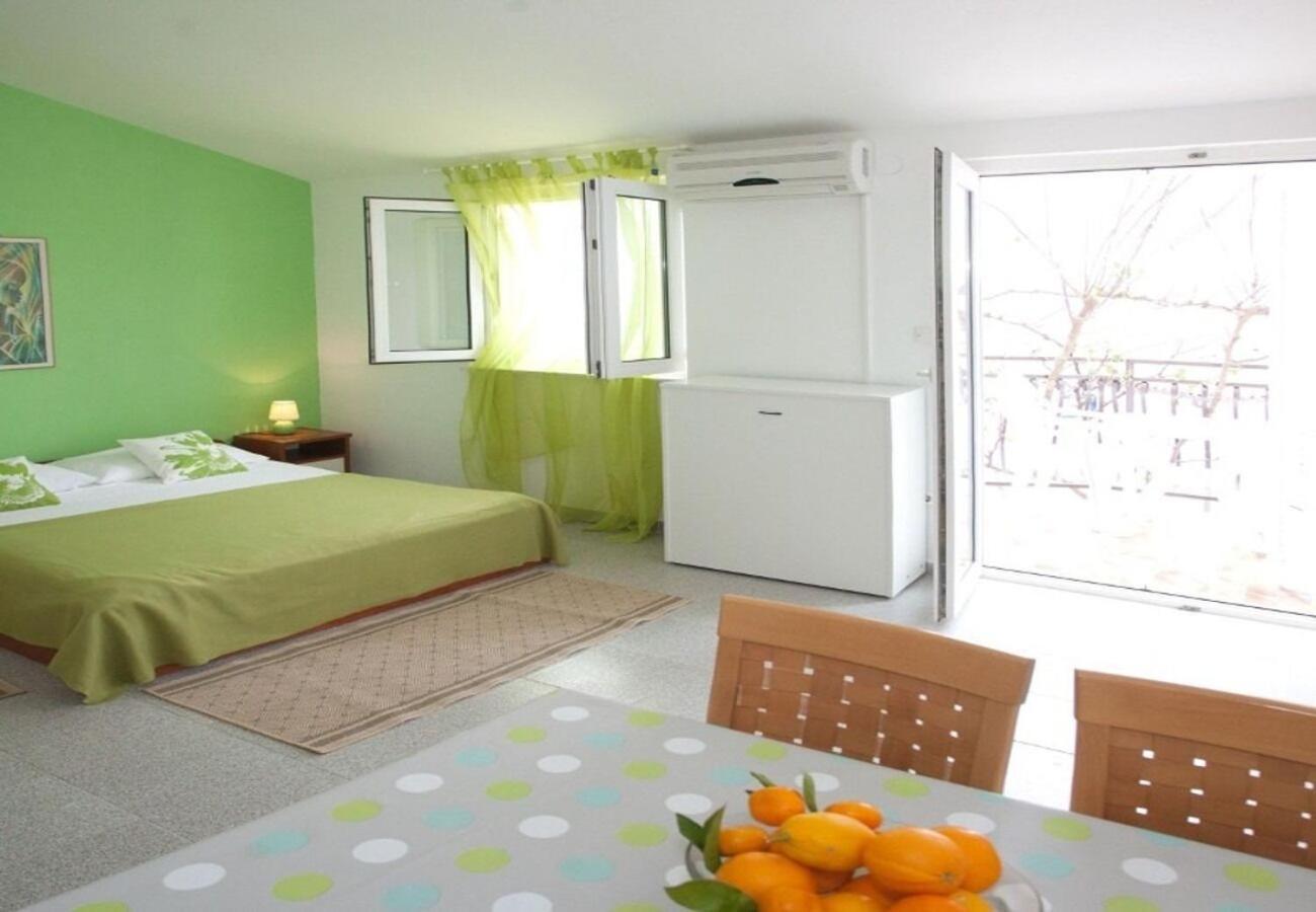 Apartments Filip Trogir Buitenkant foto