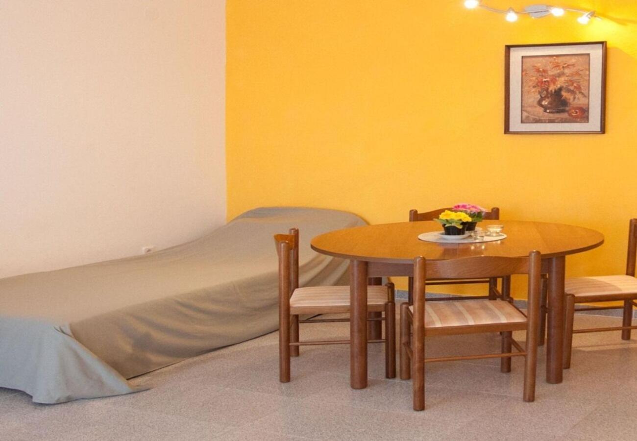 Apartments Filip Trogir Buitenkant foto